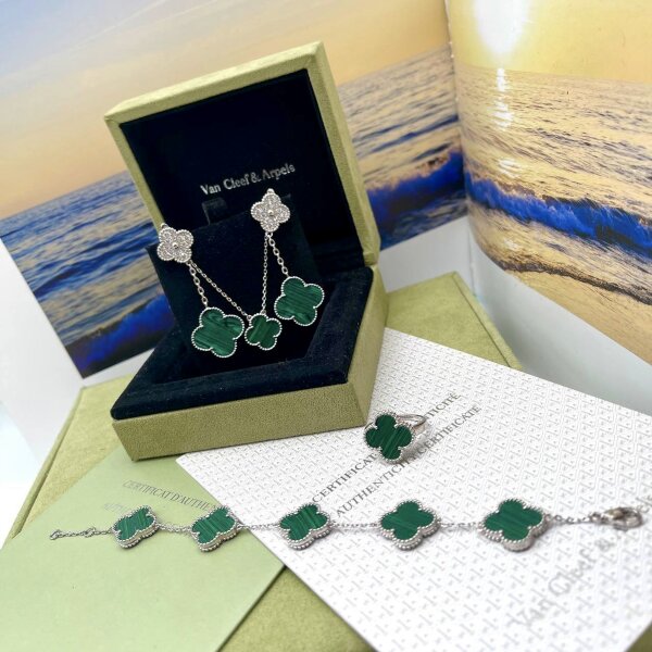 Реплика Комплект  Van Cleef люкс